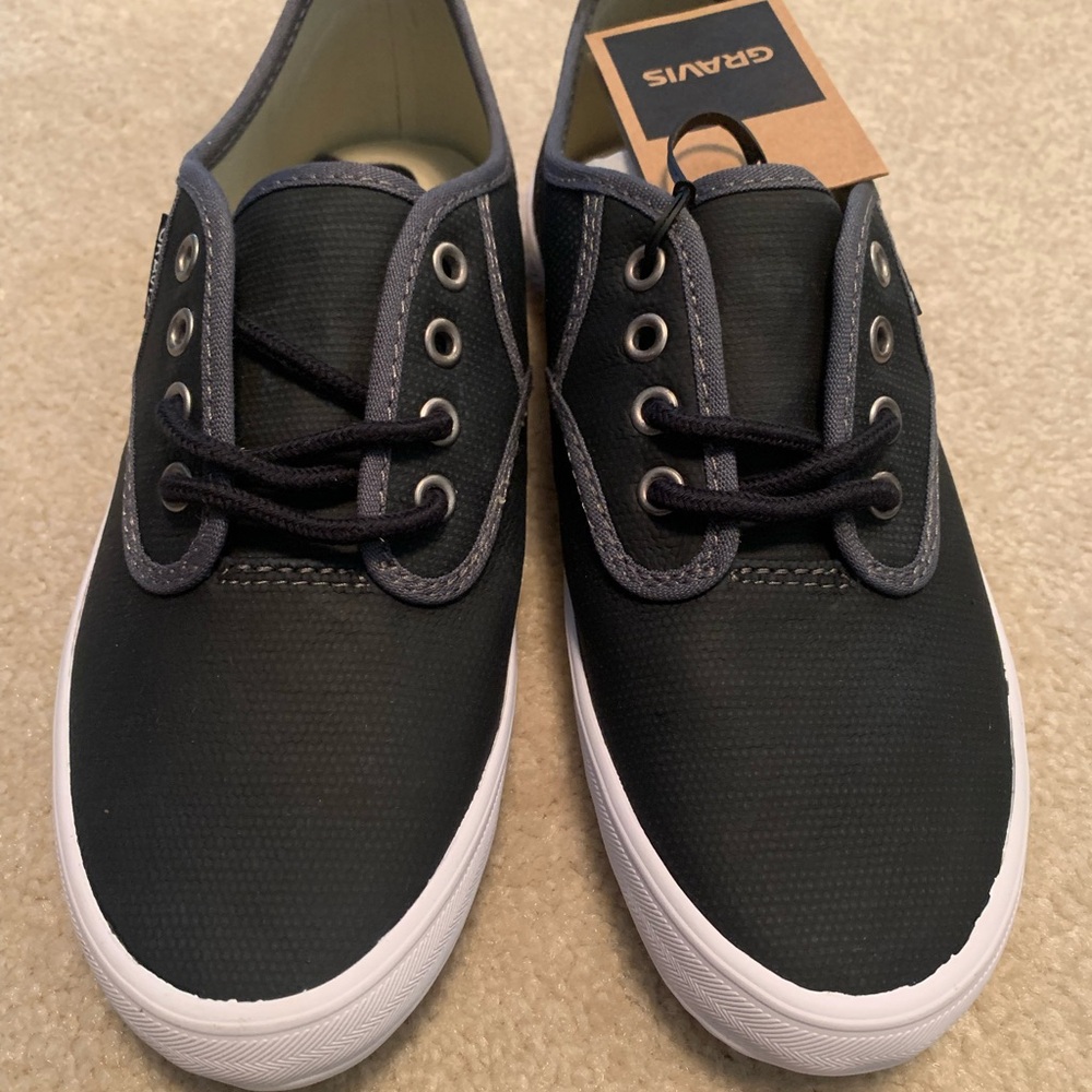 Gravis Slymz Wax Canvas Sneakers Size 6 NIB Dark Grey Womens fit like Vans